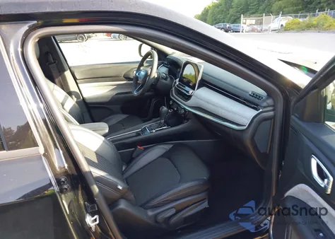 2024 Jeep Compass Latitude from USA, damaged, VIN 3C4NJDBN9RT117417